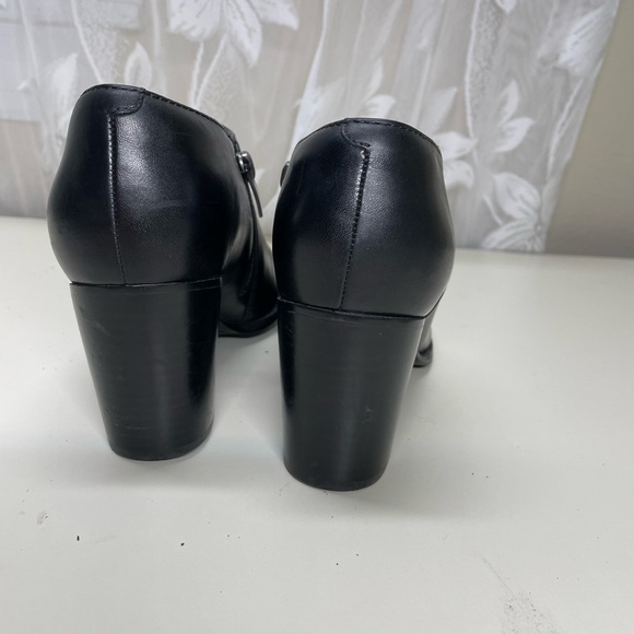 Clarks Narrative Womens Sz7,5 M Ankle Boot Black Leather Zip Block heel - Picture 5 of 12